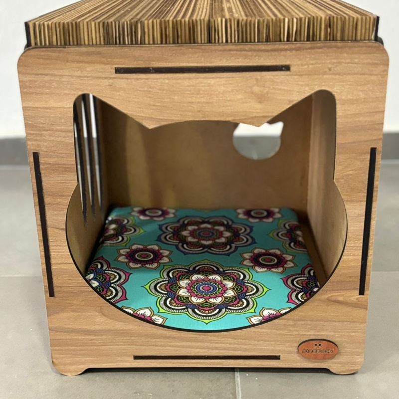 CUCHA GATO CON RASCADOR Y ALMOHADON